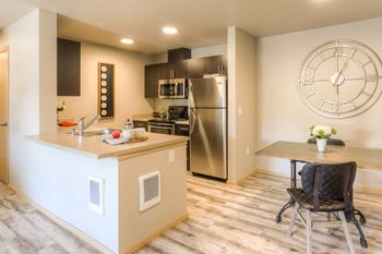 Fully Equipped Kitchen with Microwave, Dishwasher and USB Outlet